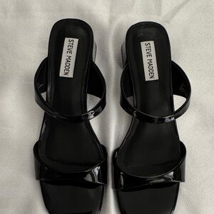 Steve Madden Glossy Black Women's Sandals